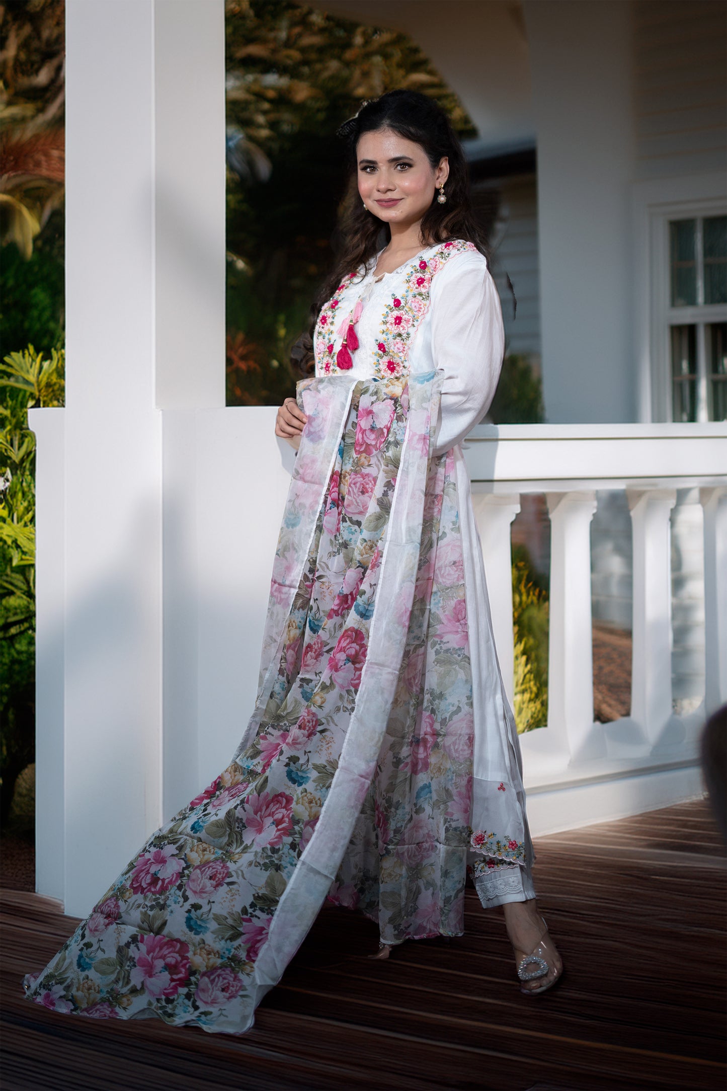 White Floral Lawn Suit 3 Piece - White - DW19004