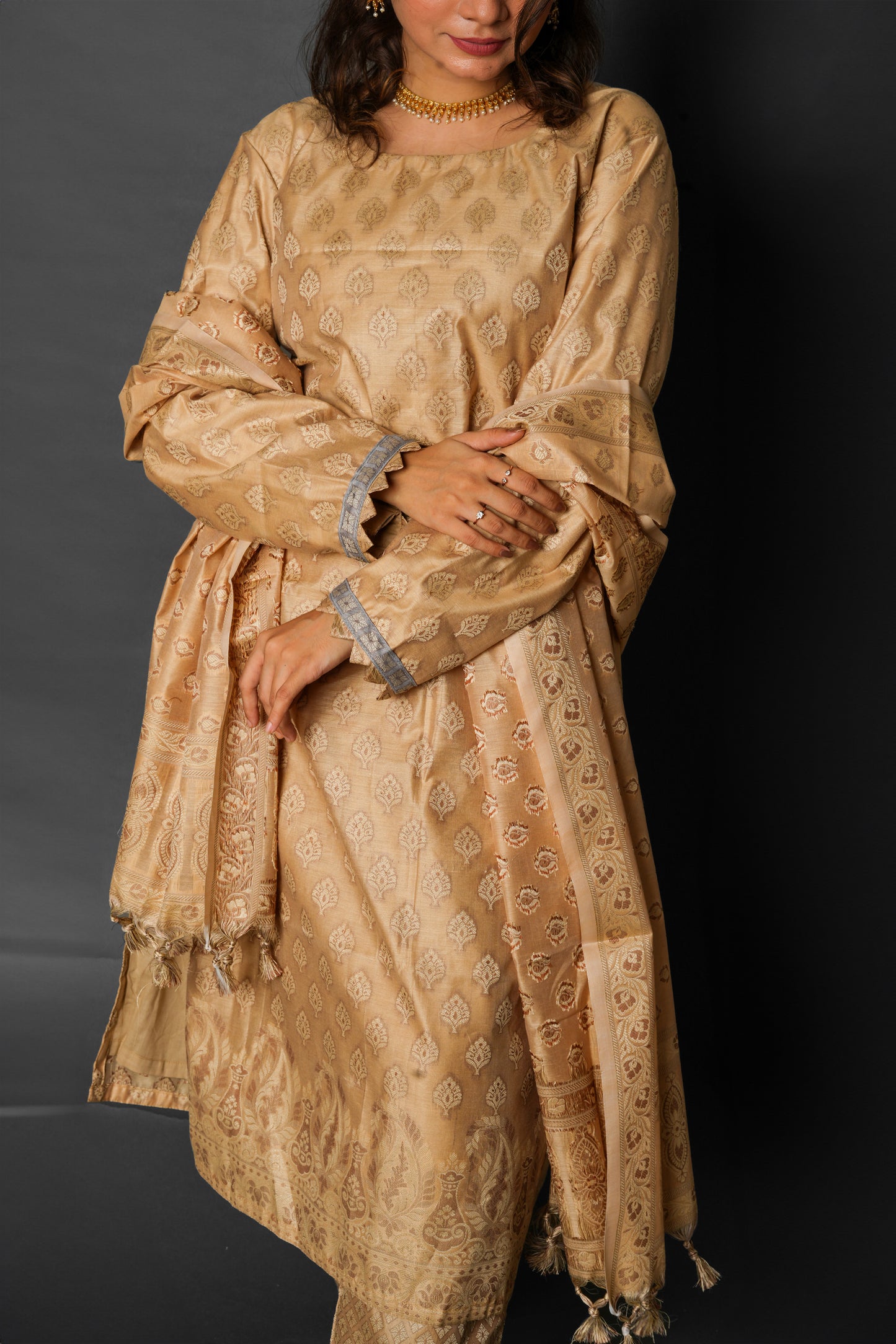 Embrace Timeless Royalty with Our Exquisite Gold Banarasi 3-Piece Suit - Gold  - DW19003